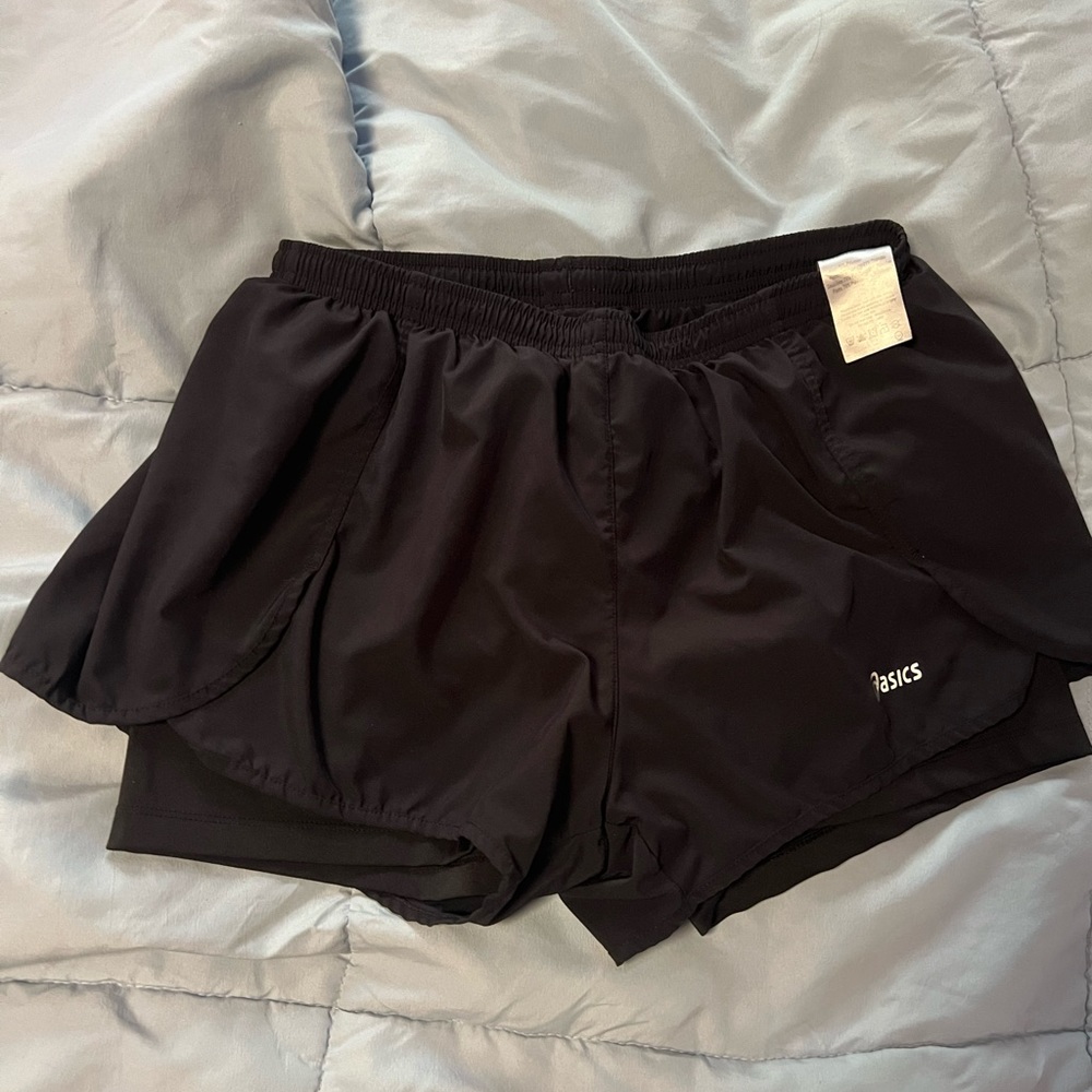 Running shorts